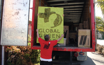 jAPANESE trucking and Moving representatives